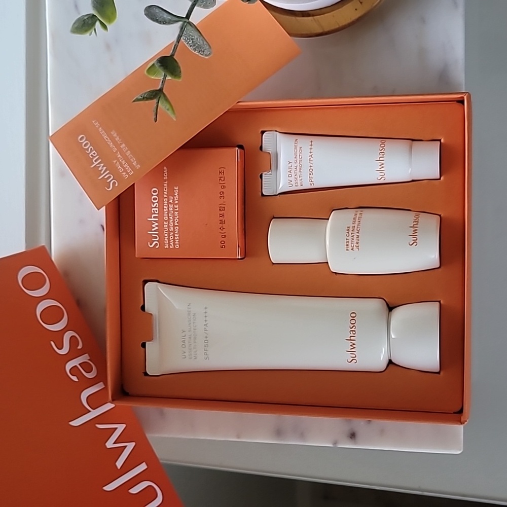 BNWT Sulwhasoo essential set